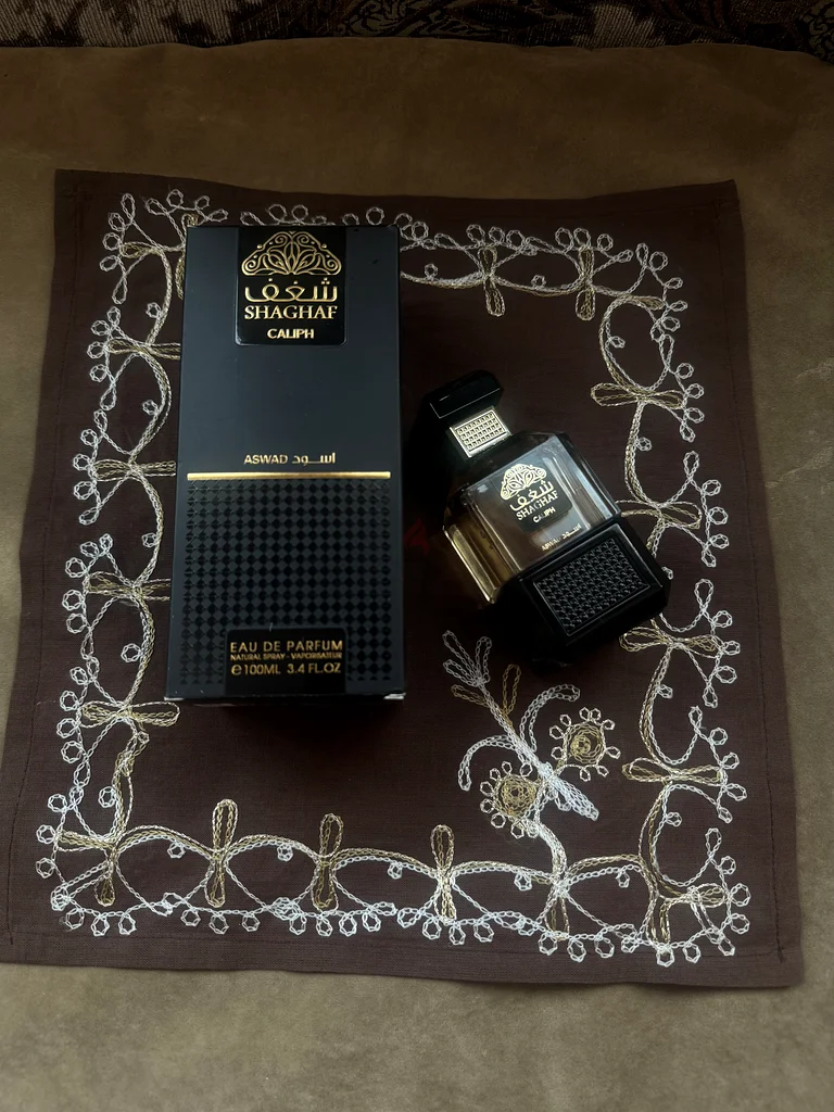 عطر فاخر - شغف أسود63237617229441112