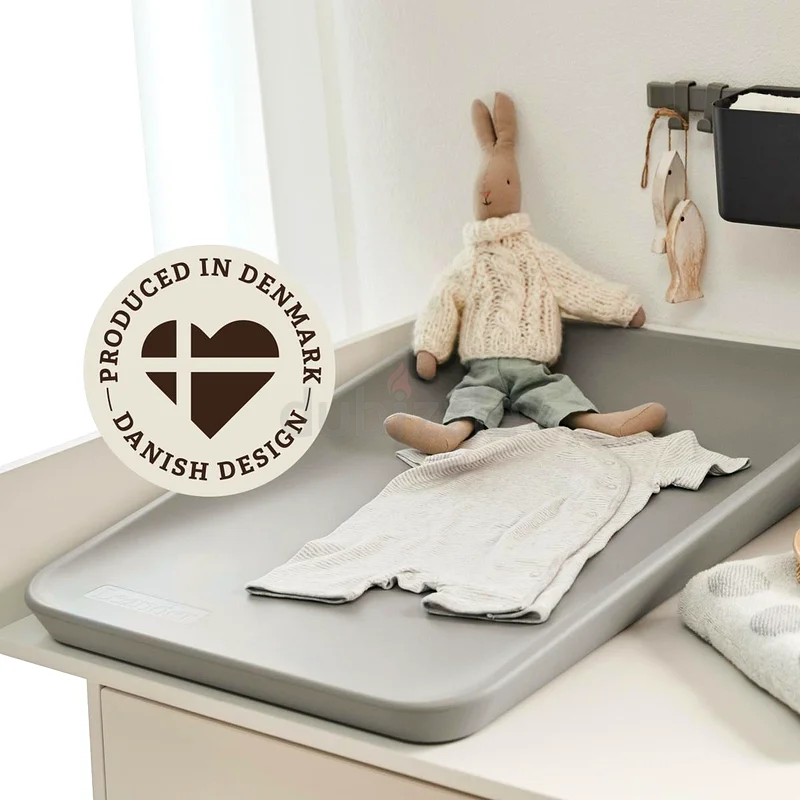 MUST GO - DM YOUR OFFER - Leander Matty Changing Mat (Pearl Grey)63195623895041113