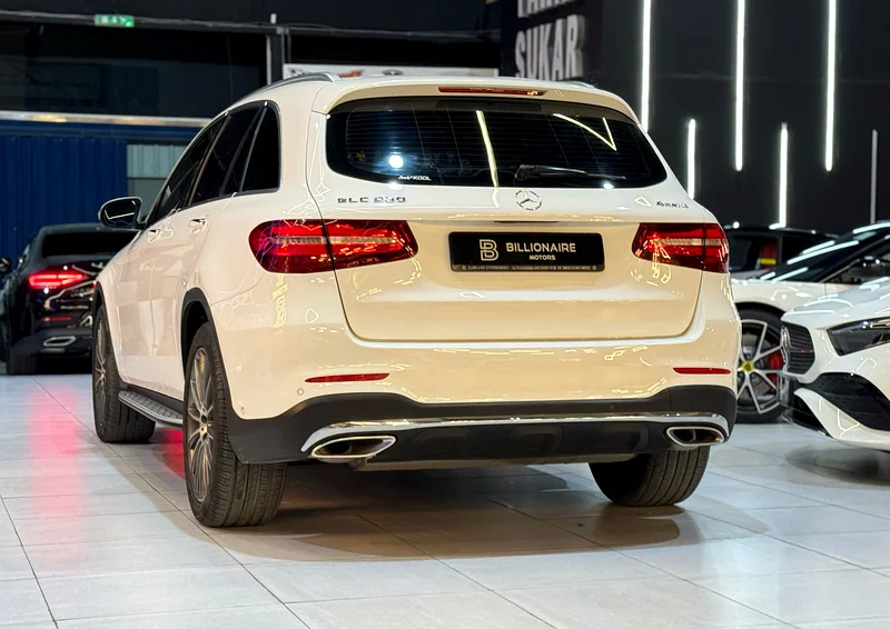 2018 Mercedes-Benz GLC 250 4MATIC | GCC | Super Clean | White  Brown Interior63175701227137114