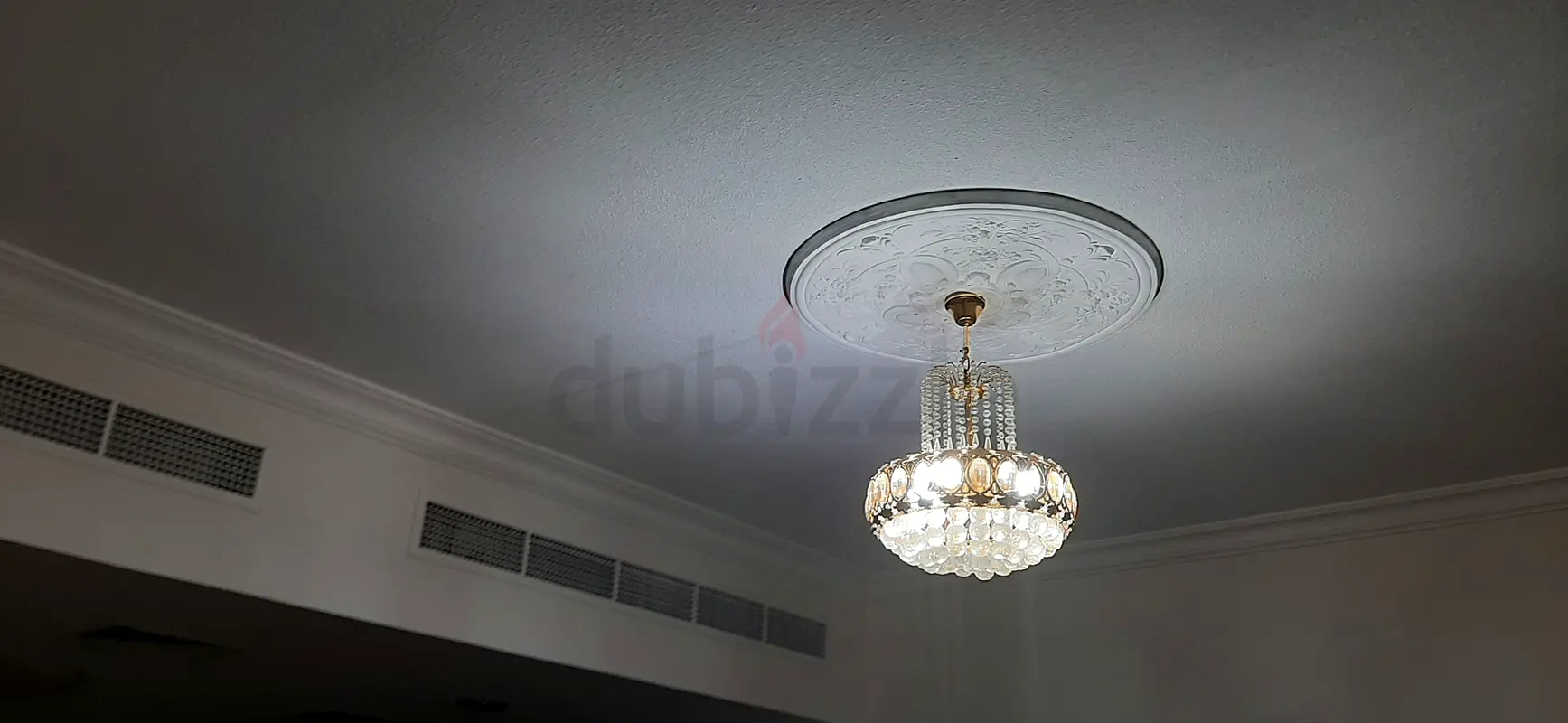 أضواء السقف
