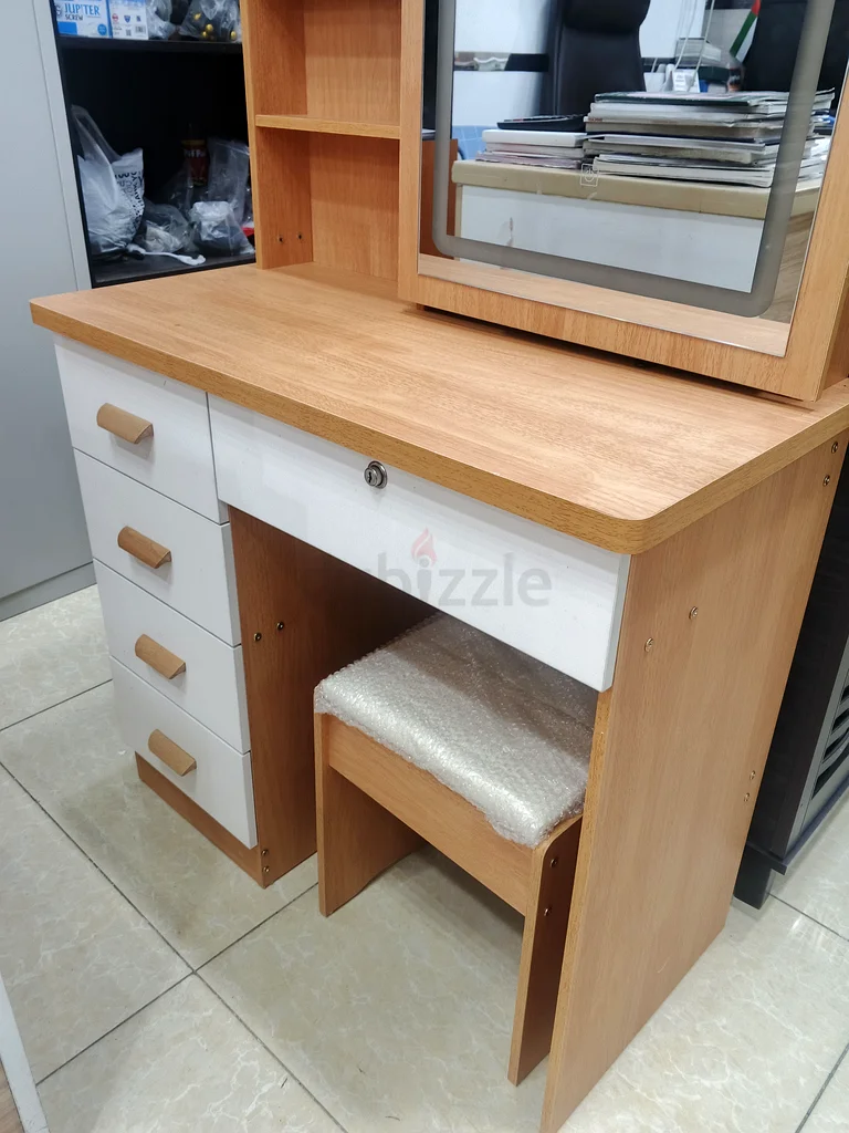 Dressing Table with Mirror inside LED63220831193857113