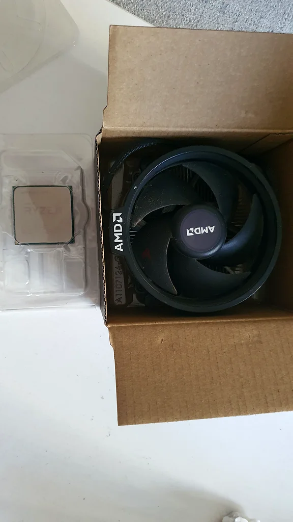 AMD Ryzen 3 3200G مع مروحة مشتت الحرارة63166653595777111