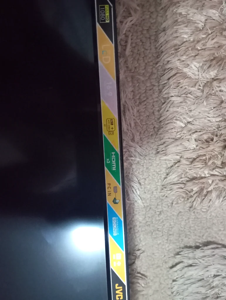 JVC TELEVISION 40IN63165714883457111
