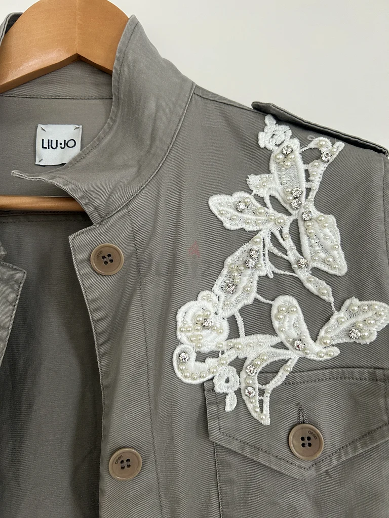 LIU JO jacket size M-L with embroidery63238584903681111