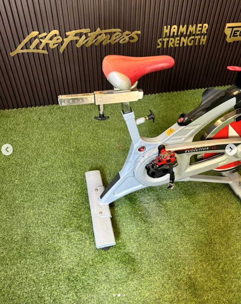 SCHWINN EVOLUTION SR SPINNING BIKE63241659972226112