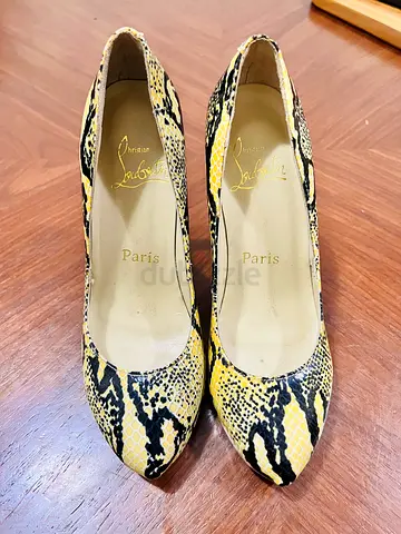 Stunning Authentic Christian Louboutin Snakeskin Heels