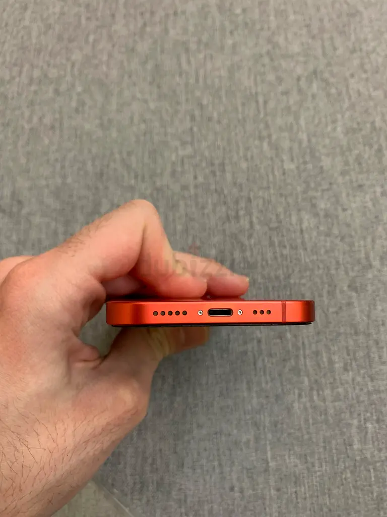 iPhone 12 Red63213937814017116
