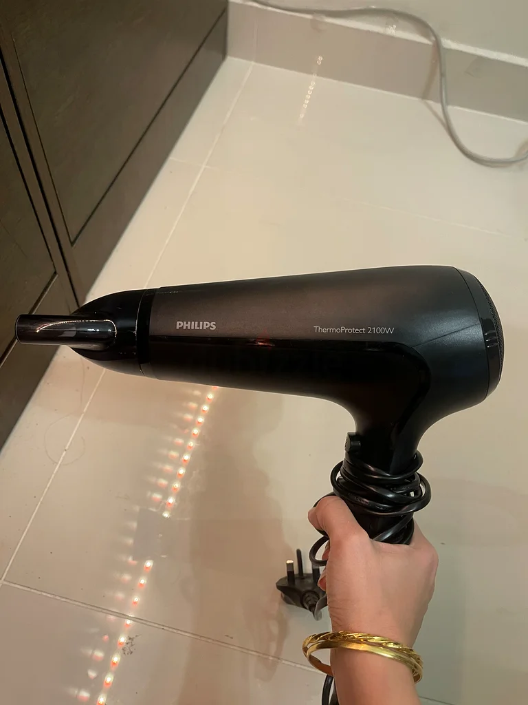 Compact and Powerful Hair Dryer for Effortless Styling63243682777218111