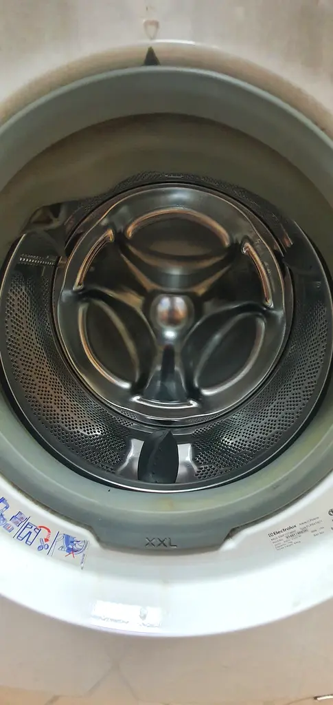 Electrolux Washing Machine - Efficient and Reliable!63243676413570112