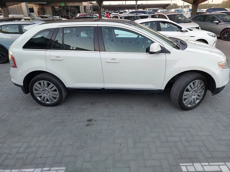 Ford Edge 2009 Gulf model with full panoramic roof63227774577794113