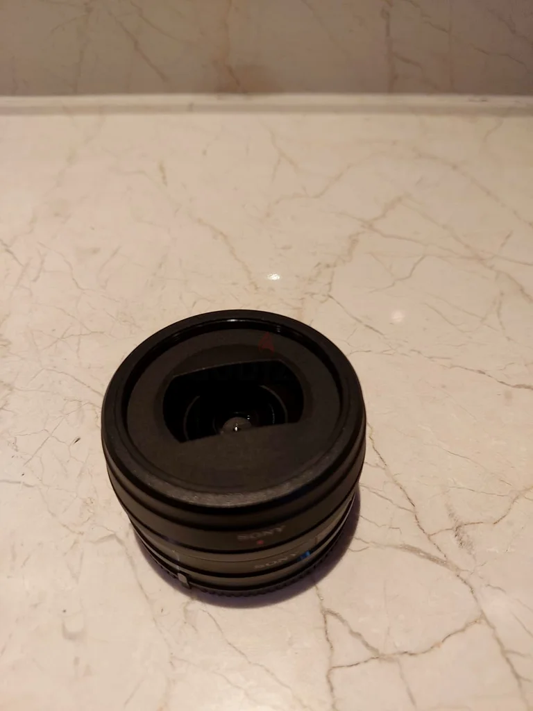 سوني 20 مم f/2.8 بفتحة E-mount مع مرشح ND 3263233640817793111