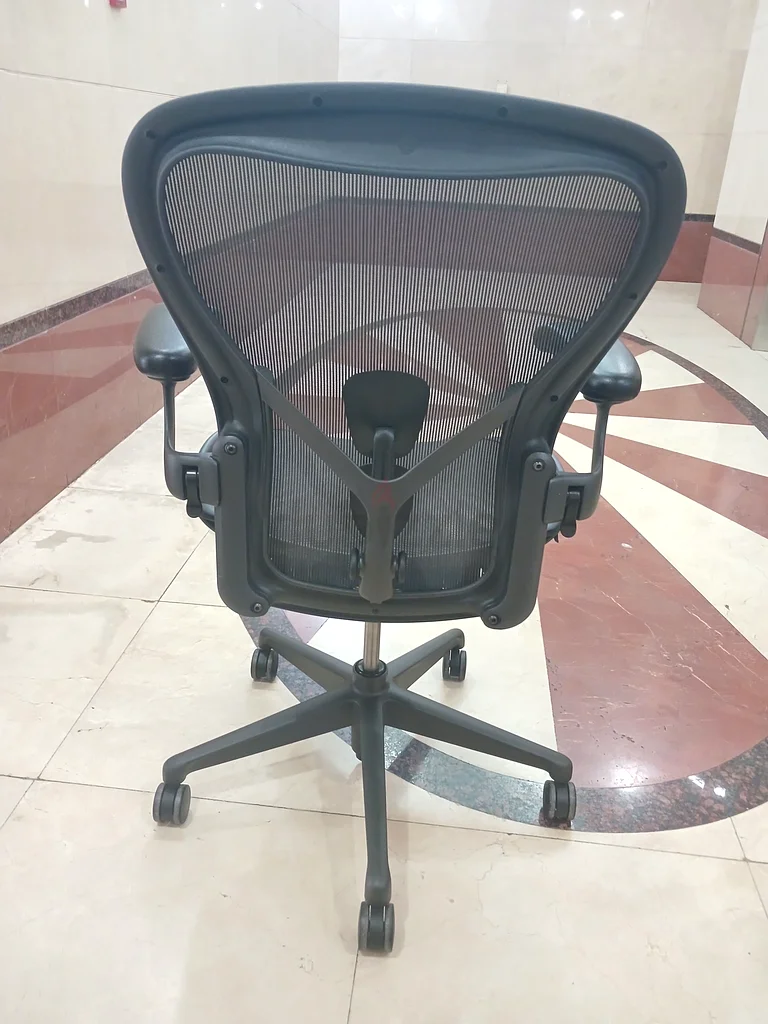 Selling For Herman Miller Aeron Remastered Chair Size C Fully Loaded Ultimate Comfort Chair63179388310403111