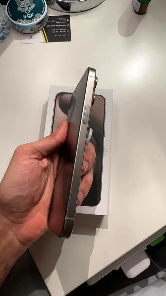 Iphone pro max 1563213431475587112