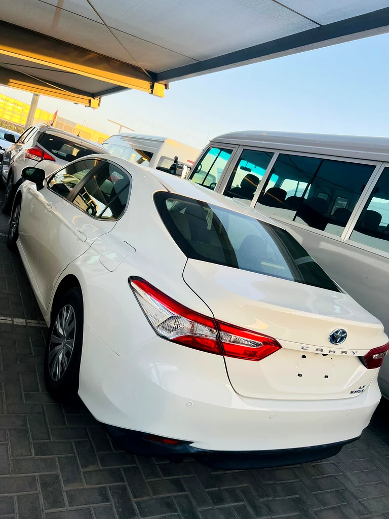 Toyota camry hybrid 201863164767760899112