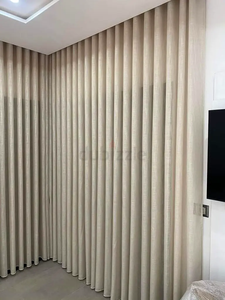 Curtain63220820141443112