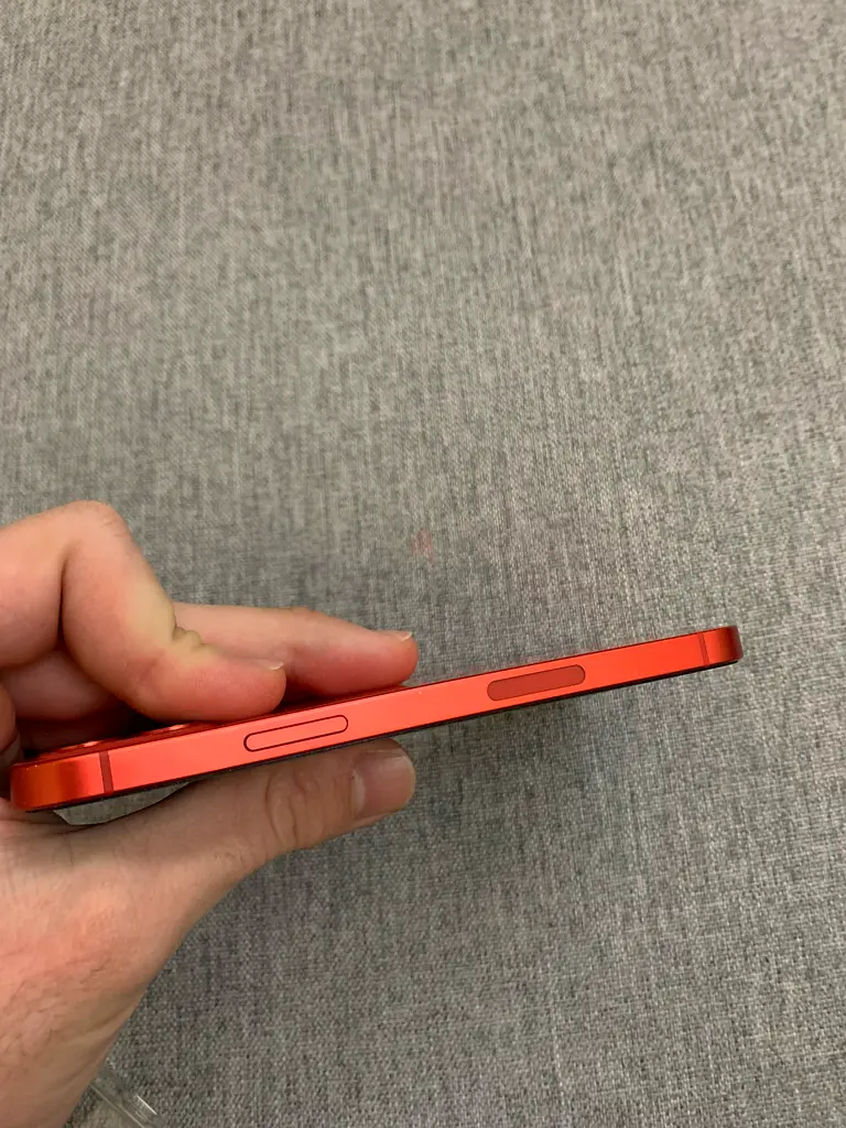 iPhone 12 Red63213937814017113