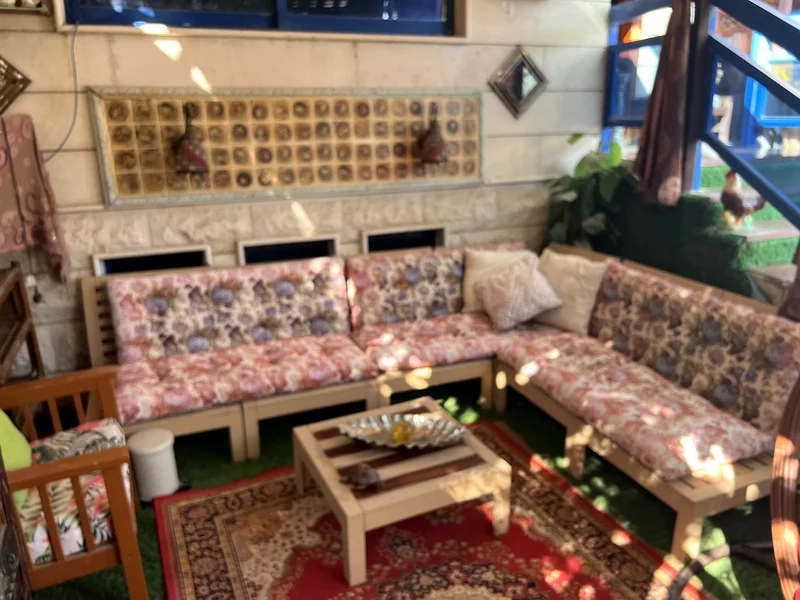 أريكة حديقة بحالة جيدة63218314480514111