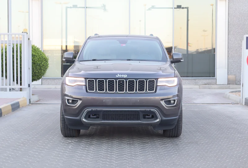 Jeep Grand Cherokee  Limited - 2018 MODEL- GCC Specs62931644554497111