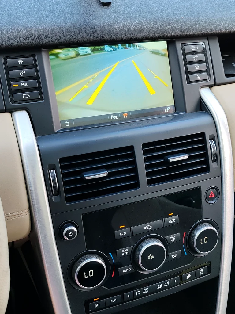 Rang rover discovery 2016 GCC agency service63159712156163114