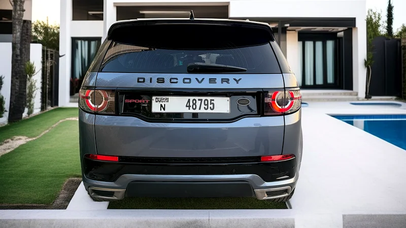 Land Rover Discovery Sport HSE 2018 with moonroof and heads-up display63488972722051114