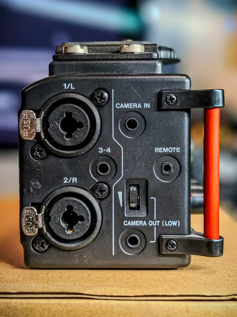 مسجل صوتي محمول من TASCAM بـ 4 قنوات لصانعي أفلام DSLR - مسجل صوتي مثالي للمبدعين!63206383807361113