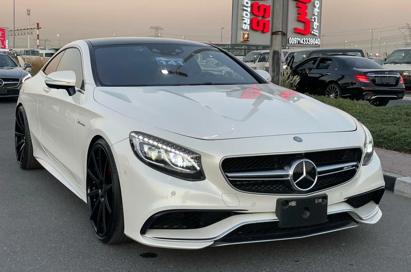 2015  -  S63 AMG COUPE  -  RED INTERIOR  -  ORIGINAL CONDITION  -  LOW MILEAGE62932674399746115