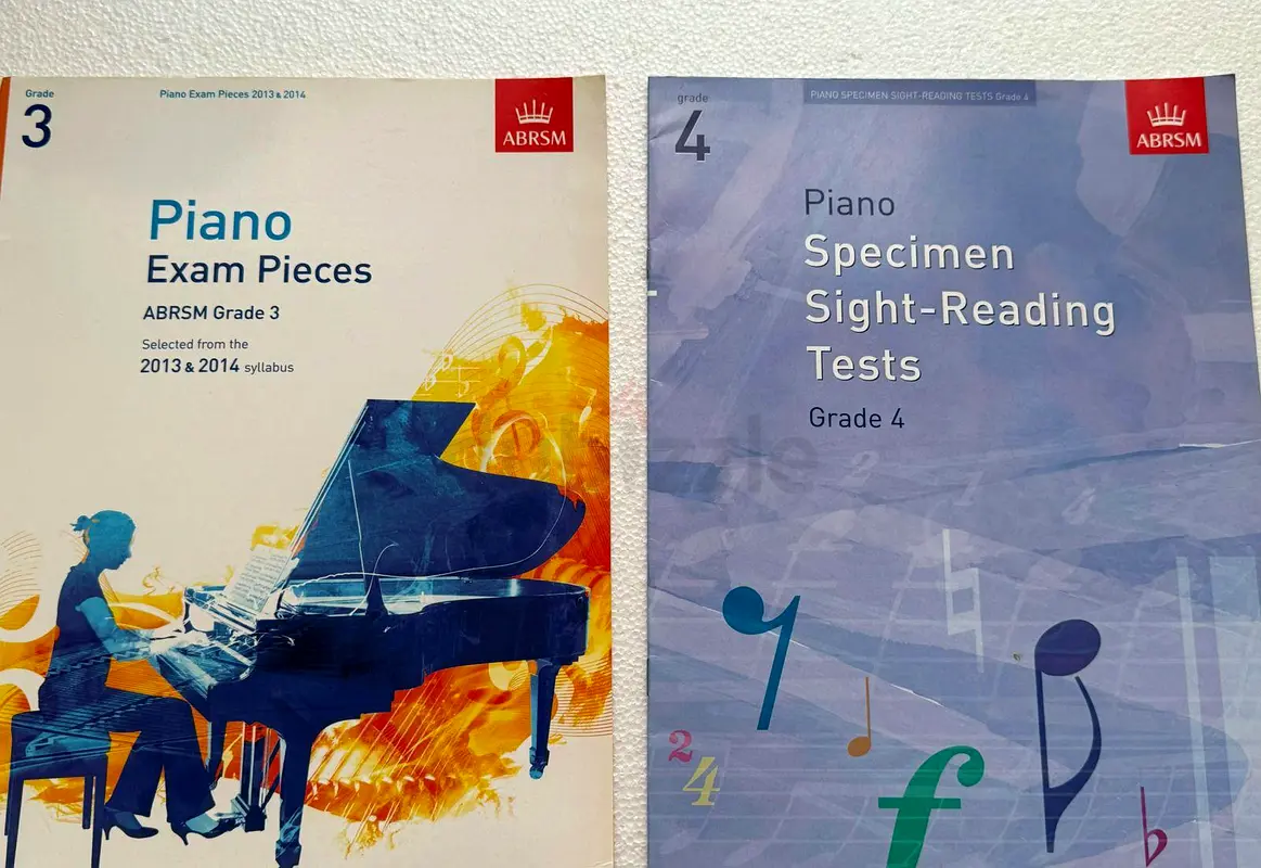 كتب بيانو ABRSM