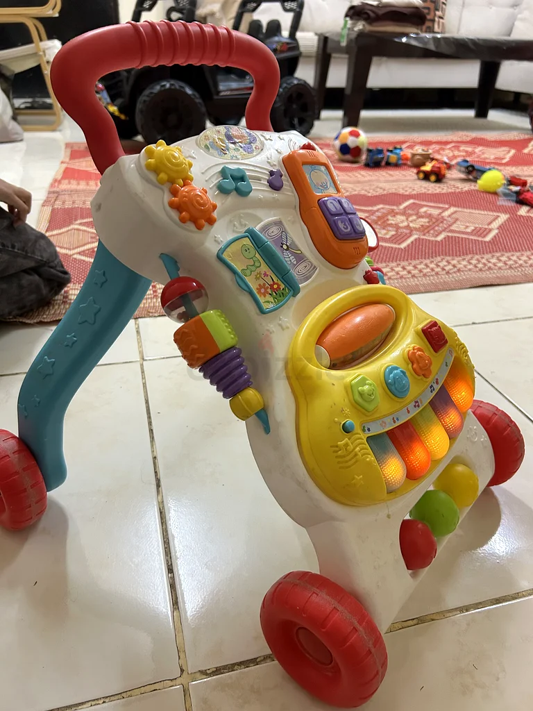 Baby walker63204254404355111