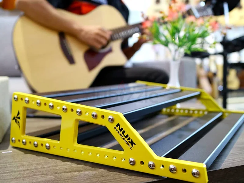 Nux bumblebee pedal board ( large size )63227276272642111