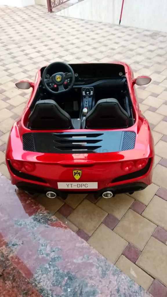 Ride on Ferrari style 24 v car big xxxx 2 seater63265093097602114