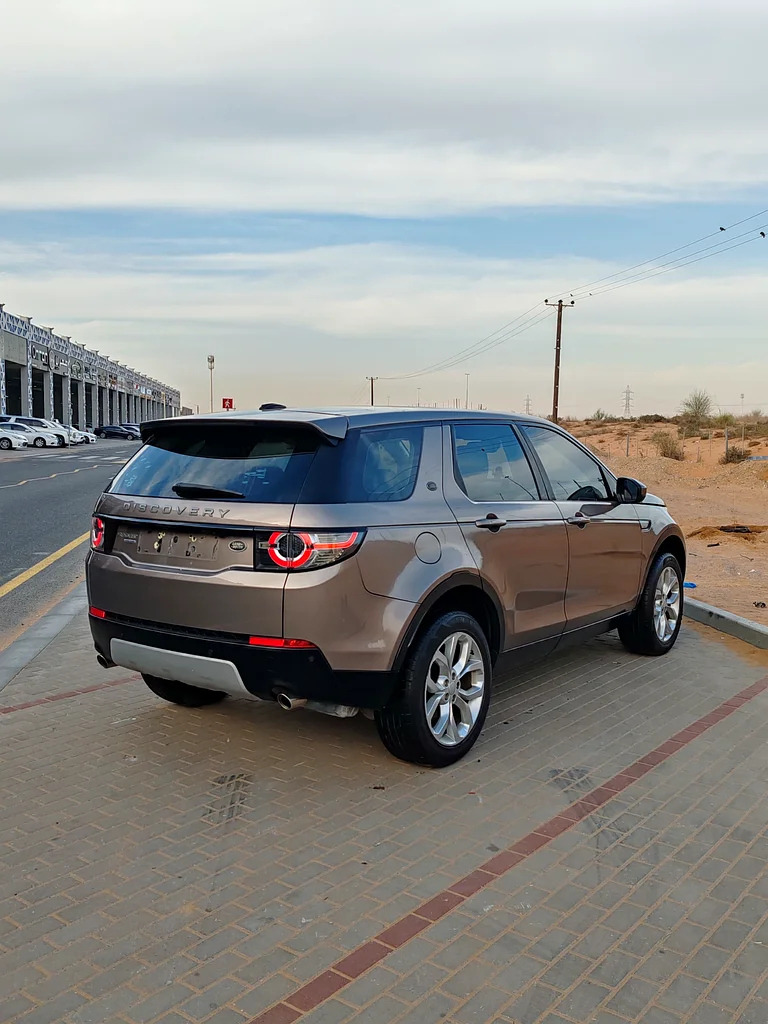 Rang rover discovery 2016 GCC agency service63159712156163113