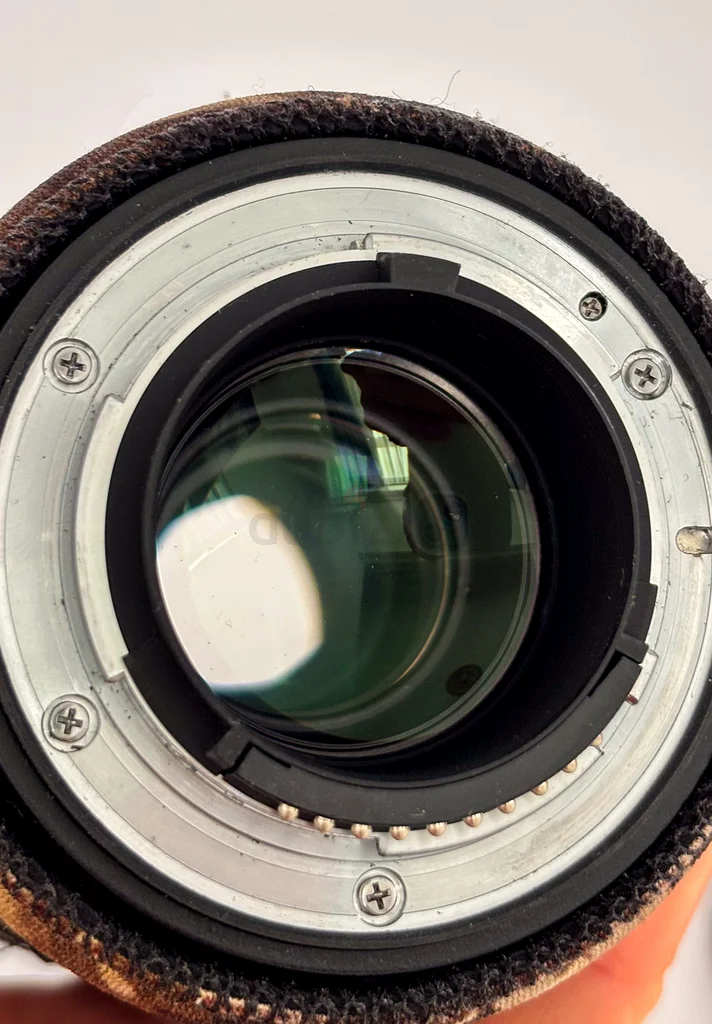 عدسة نيكون 300 مم f/4E PF VR AF-S للتصوير عن بعد63233640833922113