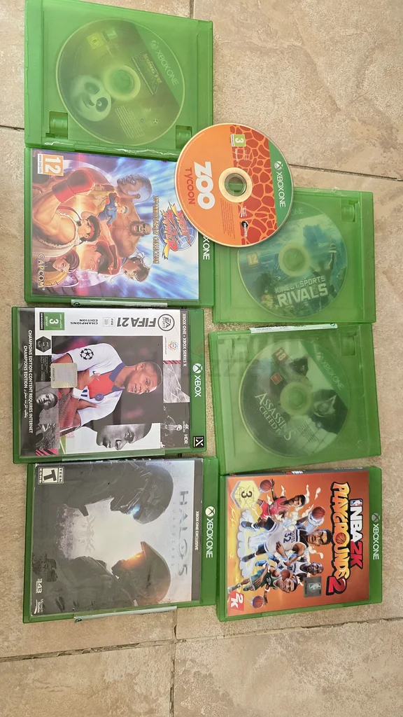 جهاز إكس بوكس ون وبعض الألعاب63228826539650111