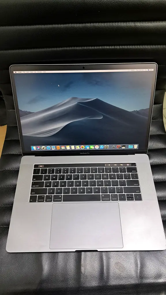 MacBook Pro 2018 15"63254995316353110