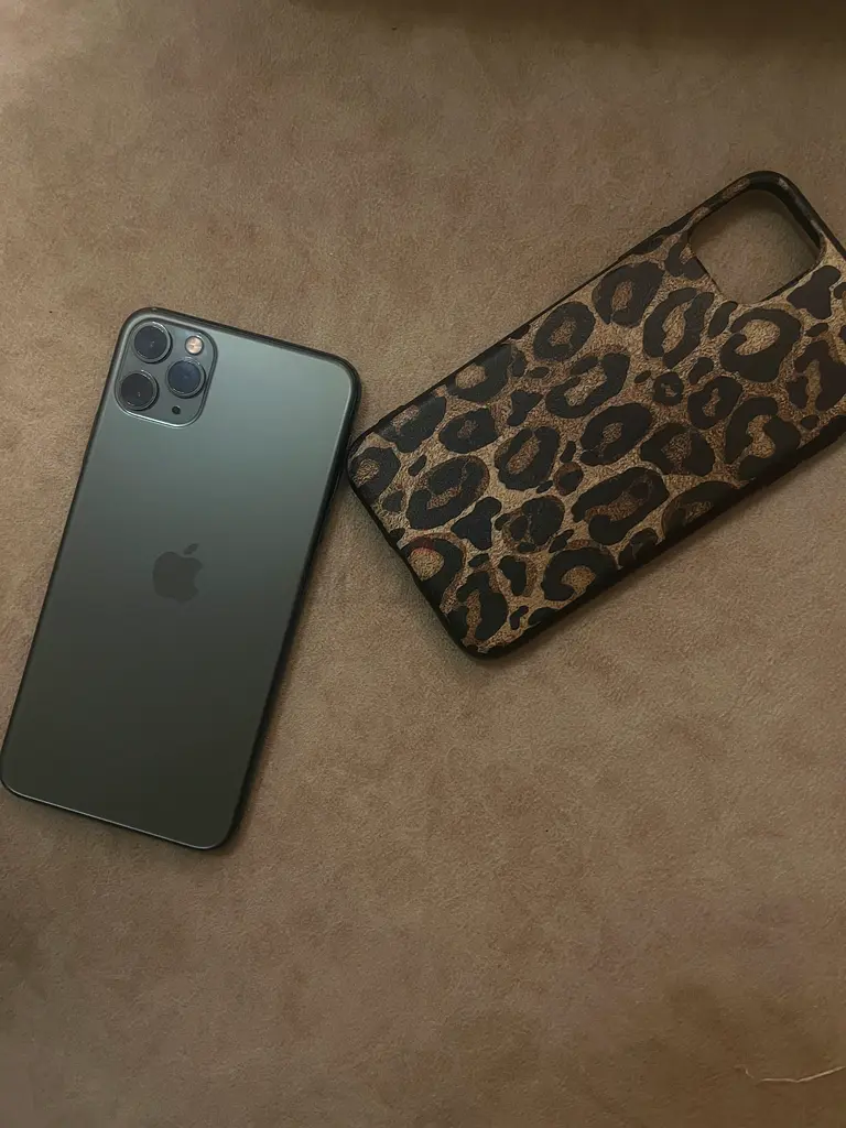 iPhone 11 Pro max63213933795459111