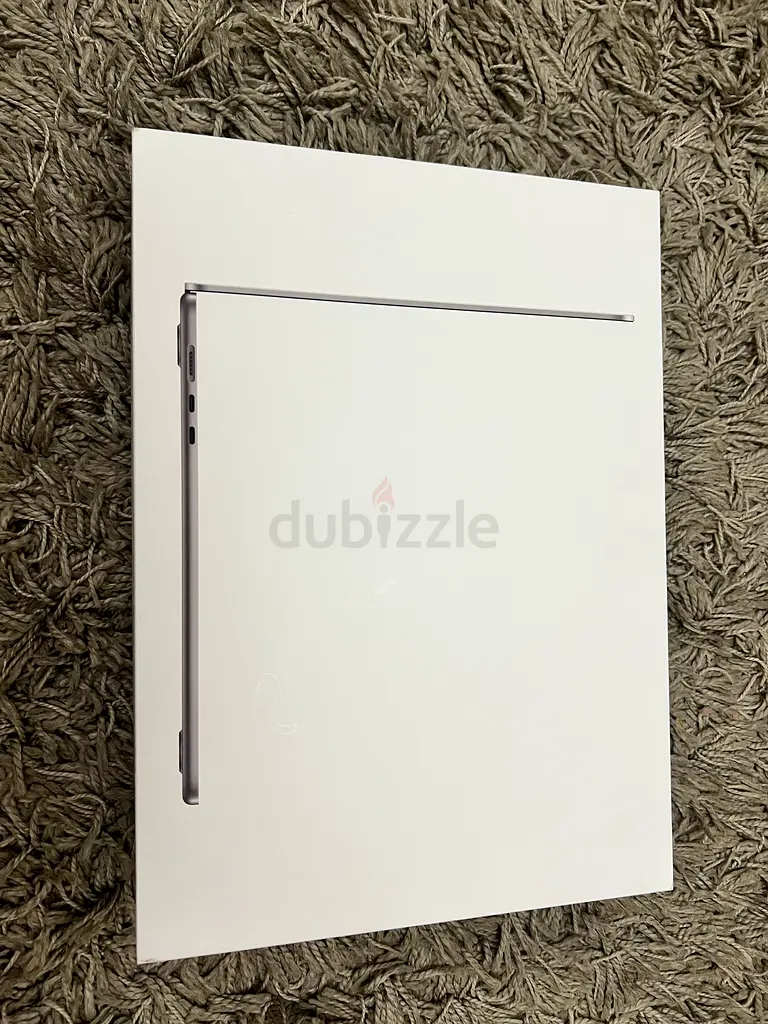 Apple MacBook Air M3 15inch63254995329795112