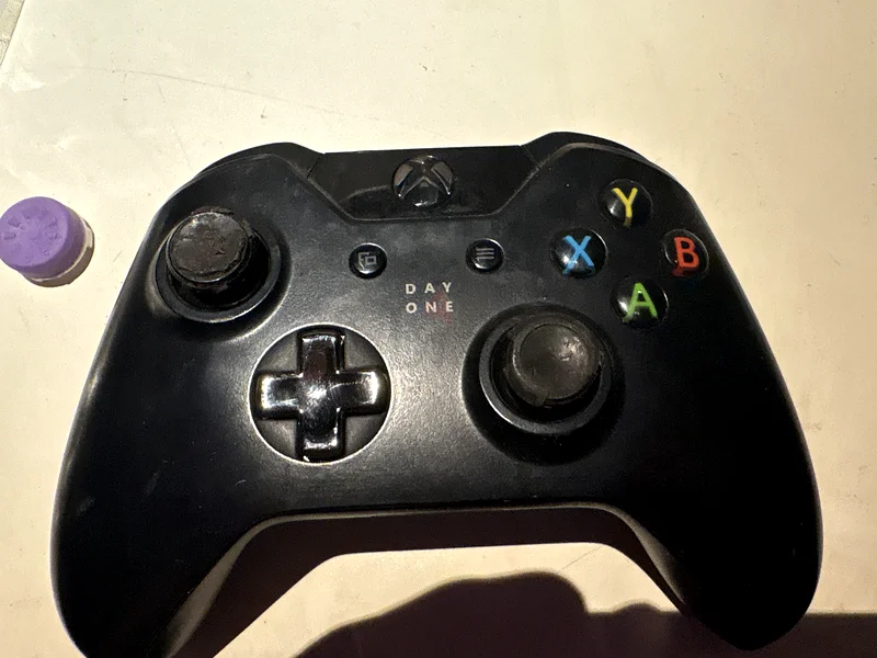 وحدة تحكم Xbox one DAY ONE نادرة جدًا!63231695129985111