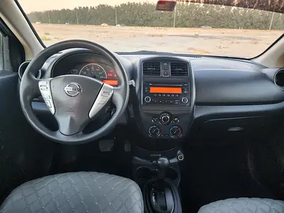2018 Nissan VERSA 照片 11