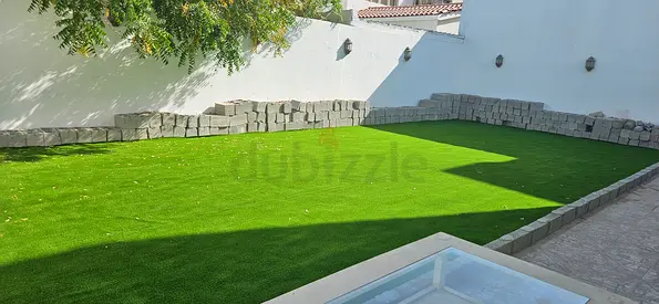 Artificial Grass / Landscaping Grass/ Installation