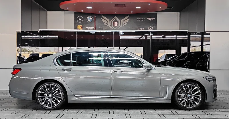 AED 2,200 شهريًا، بي إم دبليو 730LI موديل 2020، فئة M-Sport | ضمان ممتاز | مجهزة بالكامل | سجل صيانة كامل | خليجي63160161797763113