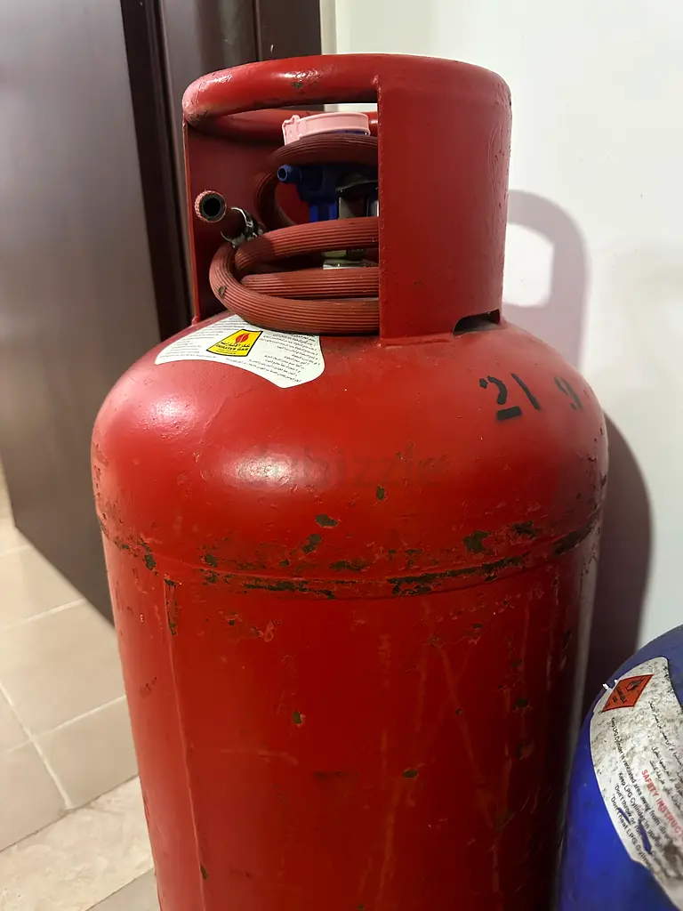 Affordable 21kg Gas Cylinder for Sale - Perfect for Cooking!