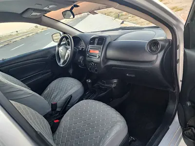 2018 Nissan VERSA 照片 12