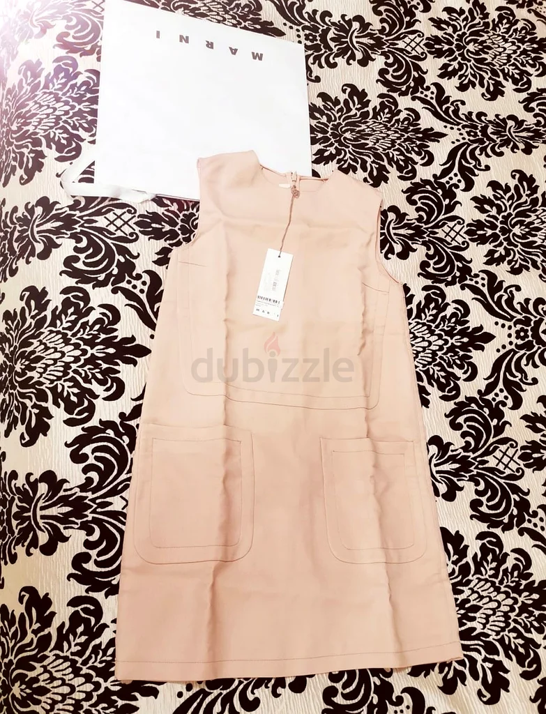 فستان مارني. الحجم XS63238584856834111