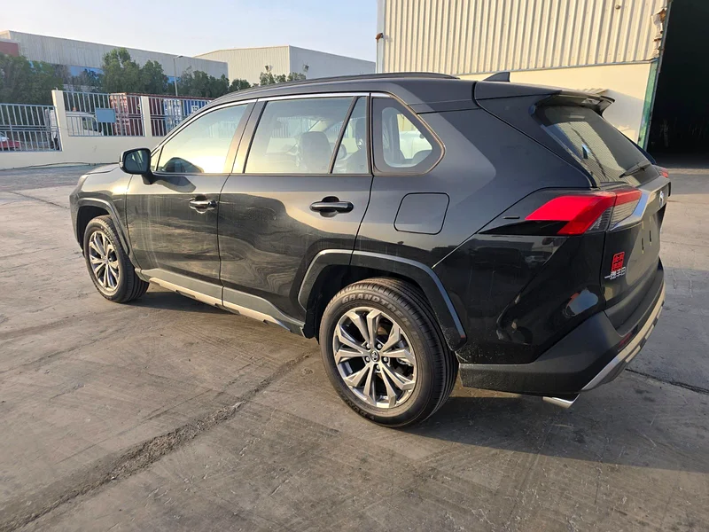 RAV4 2.0 CVT 4WD ADVENTURE PLUS 202563165222702595113