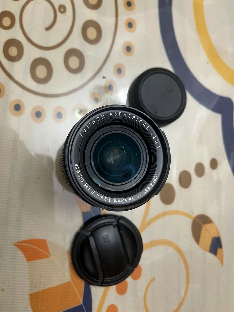 Fujifilm xt1 with battery GRip with lens62934688619651113