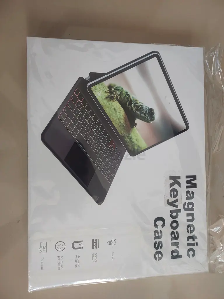 Ipad Magnetic Keyboard Case 11inch - Perfect for Your Tablet!