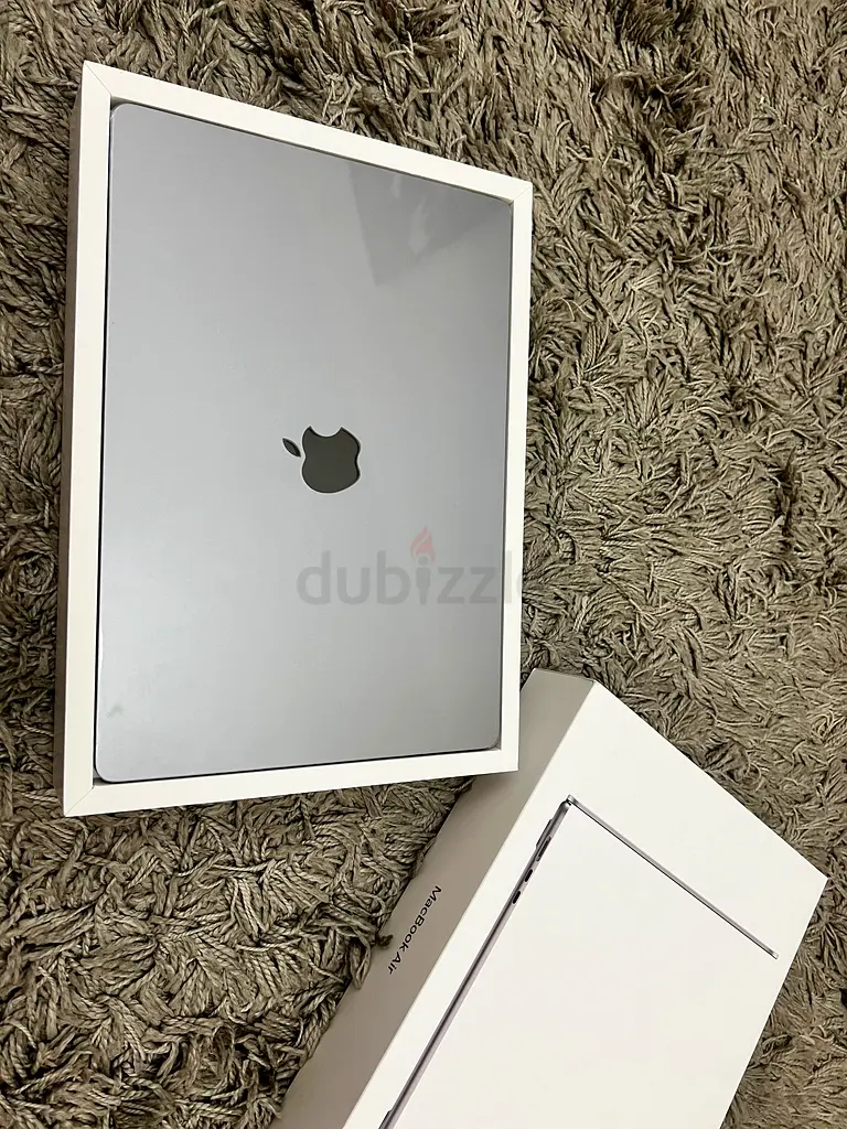 Apple MacBook Air M3 15inch63254995329795114