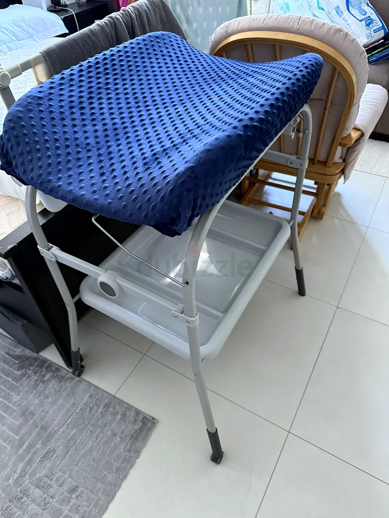 Baby Bath and Changing Table63207398654851111