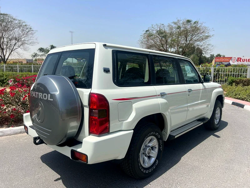 Nissan Patrol Safari 202463148163638401112