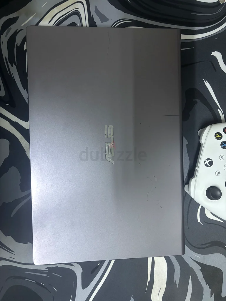 كمبيوتر محمول من أسوس63167116138241111